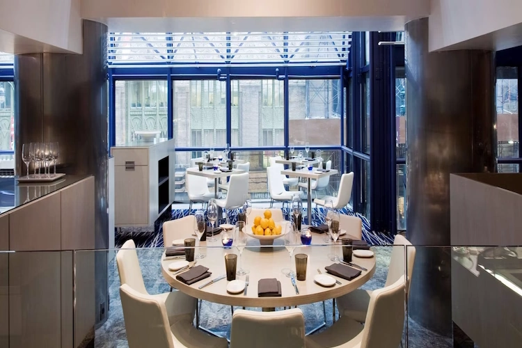 hyatt grand central new york - restaurant.webp