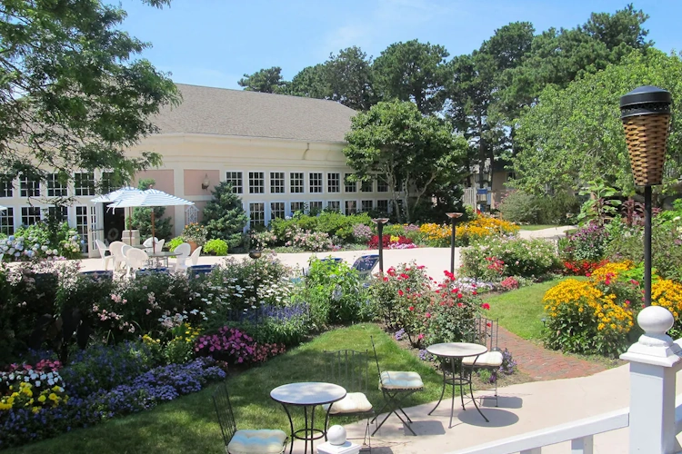 cape codder resort & spa - tuin.webp