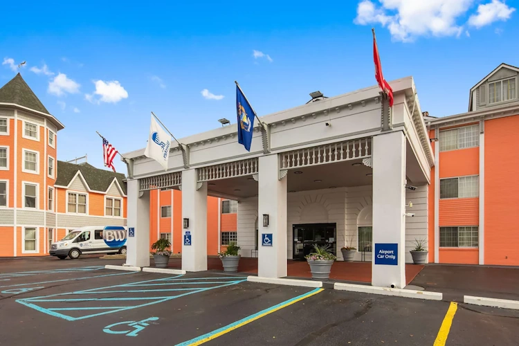 best western greenfield inn - exterieur.webp