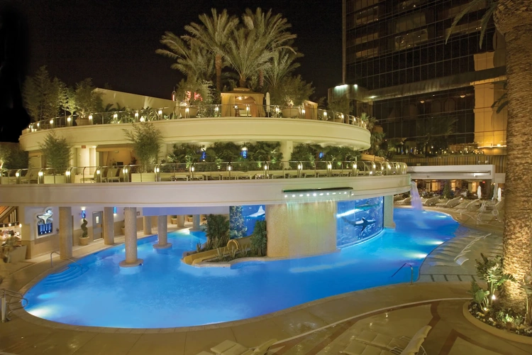 golden nugget hotel zwembad.webp