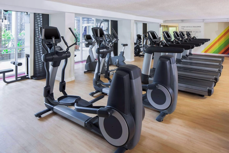 courtland grand hotel, trademark collection by wyndham - fitness.webp