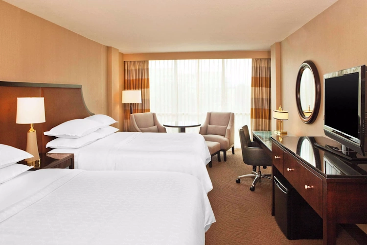 courtland grand hotel, trademark collection by wyndham - kamer.webp