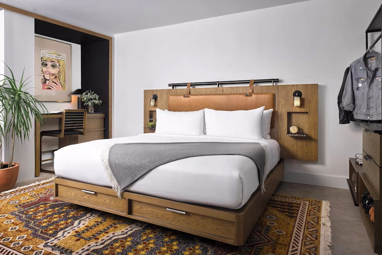 yours truly dc hotel - kamer 1 bed.webp