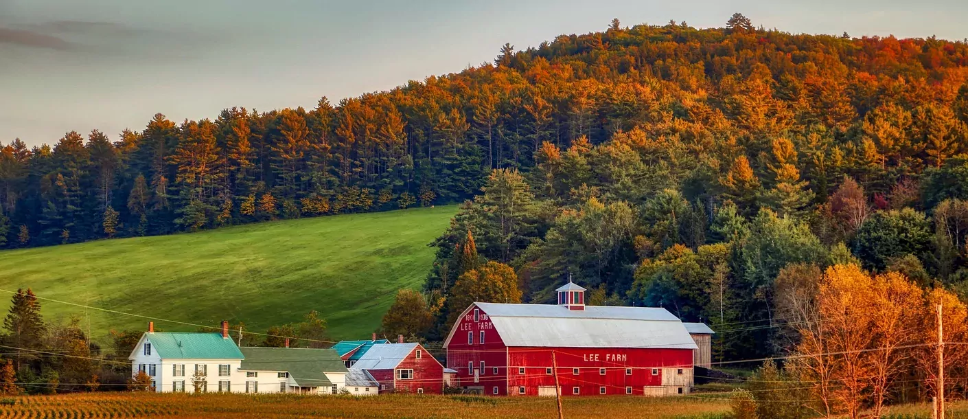 new england red barns.webp
