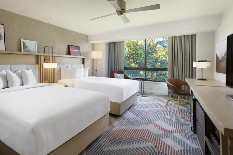 hyatt regency monterey hotel - kamer 2 bed.webp