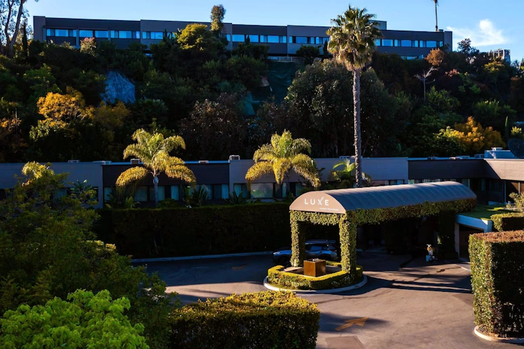 luxe sunset boulevard - exterieur.webp