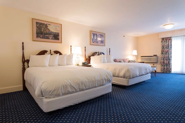 the bluenose inn - kamer 2 bed.webp