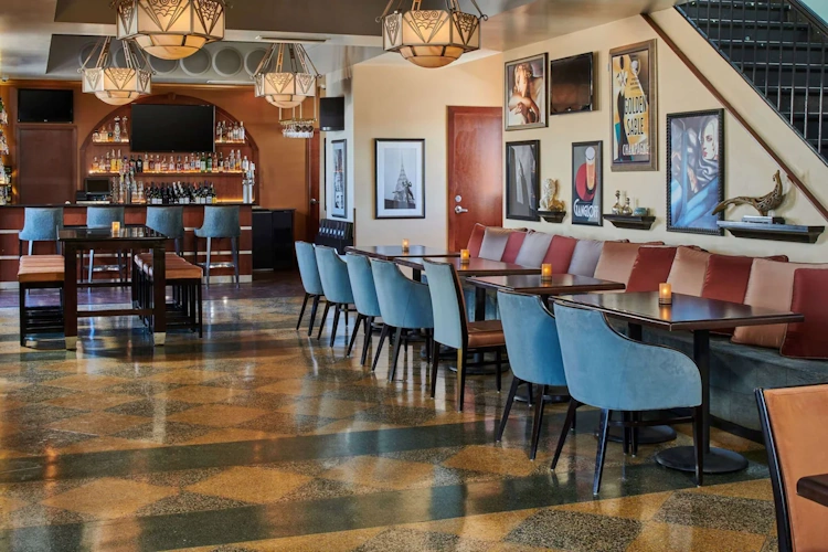 alex johnson hotel - bar.webp