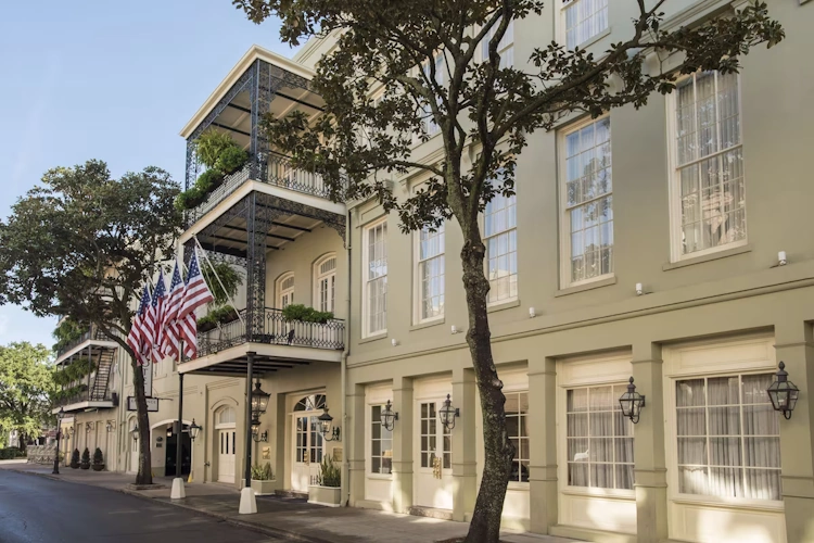 bienville house hotel - exterieur ii.webp