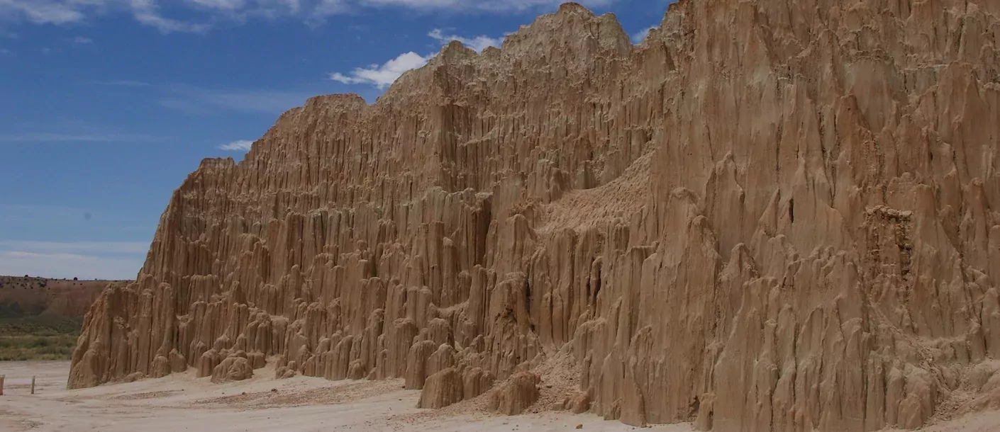 cathedral-gorge.webp