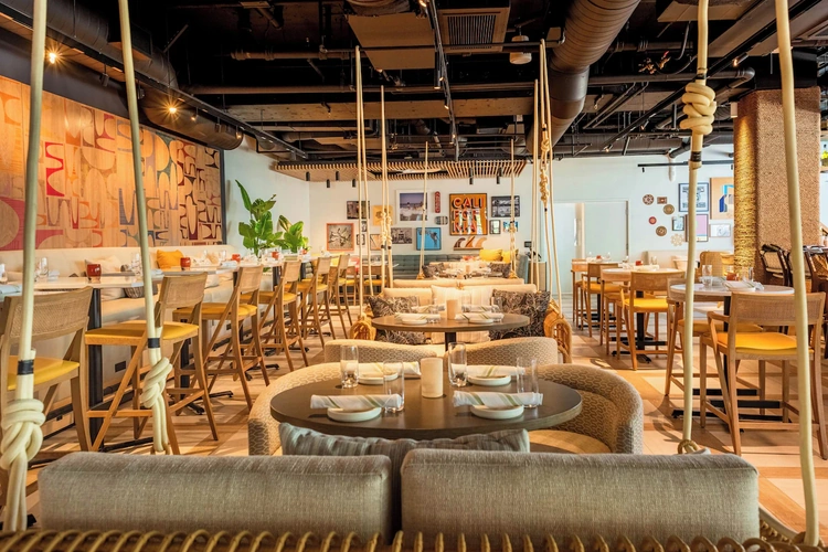 the pierside santa monica restaurant.webp