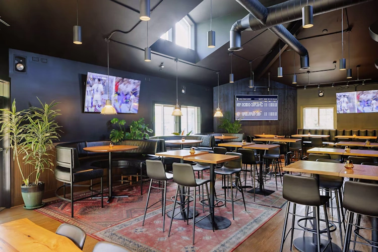 balcomo a ramada by wyndham bar restaurant2.webp