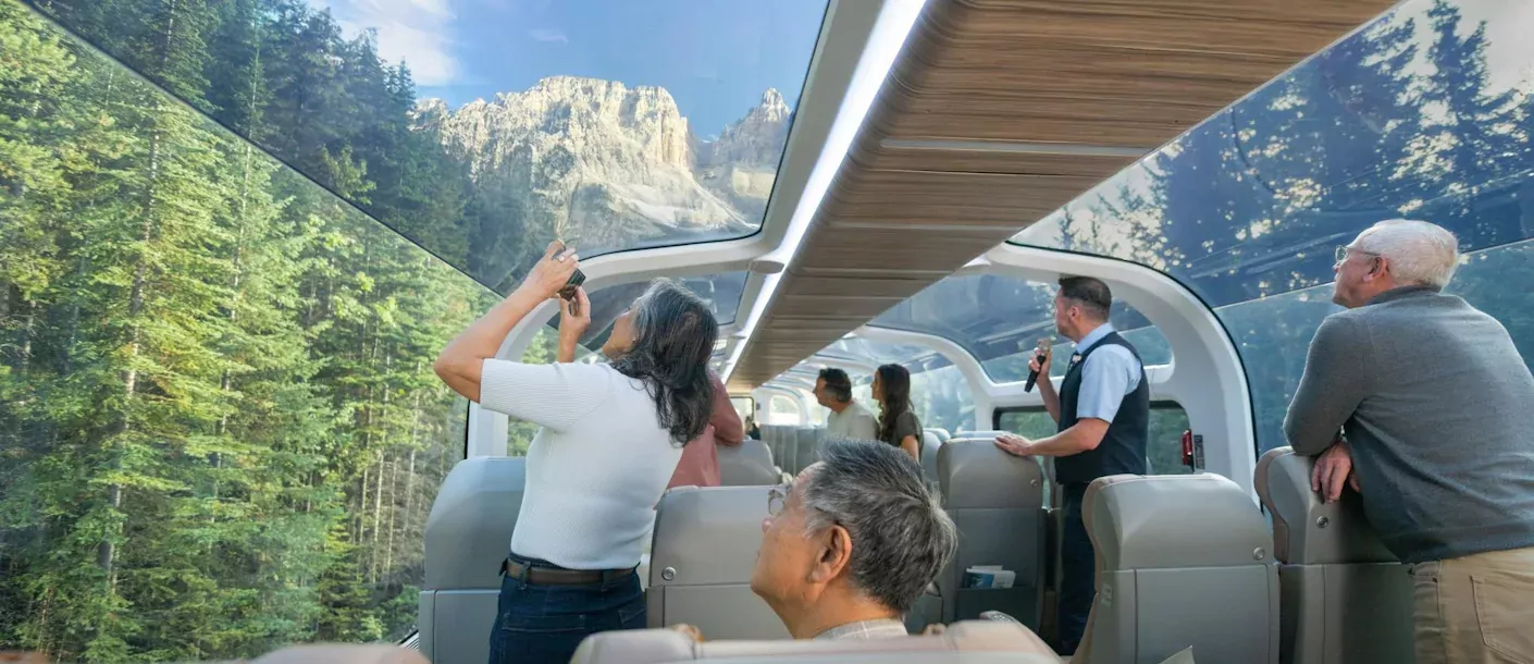 rocky mountain rail tour gold leaf 001.webp