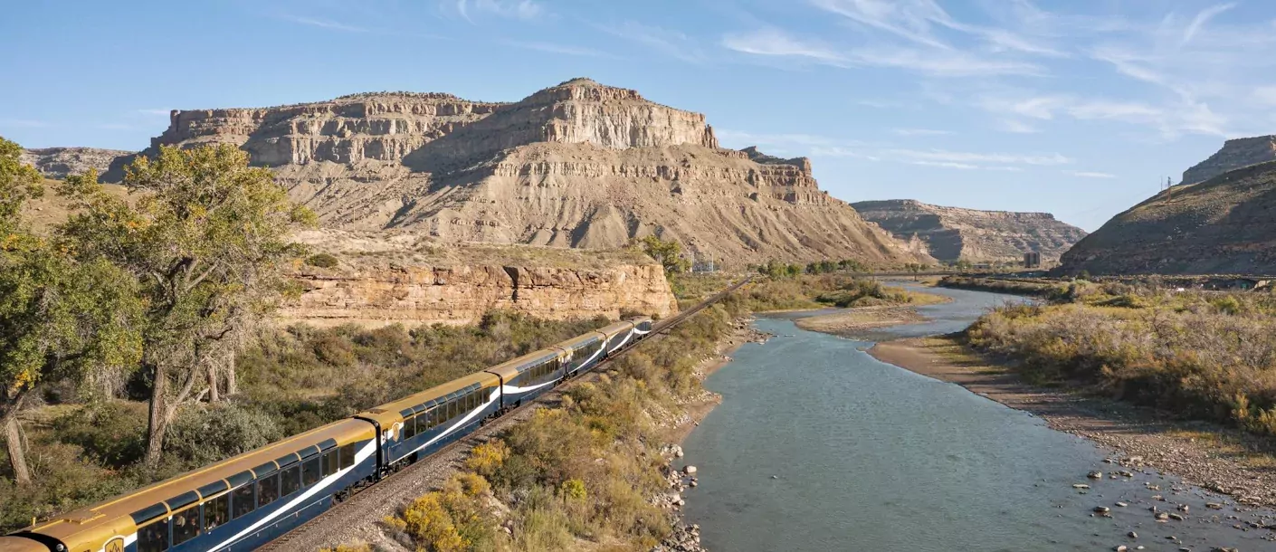 rocky mountain rail tour gold leaf 003.webp