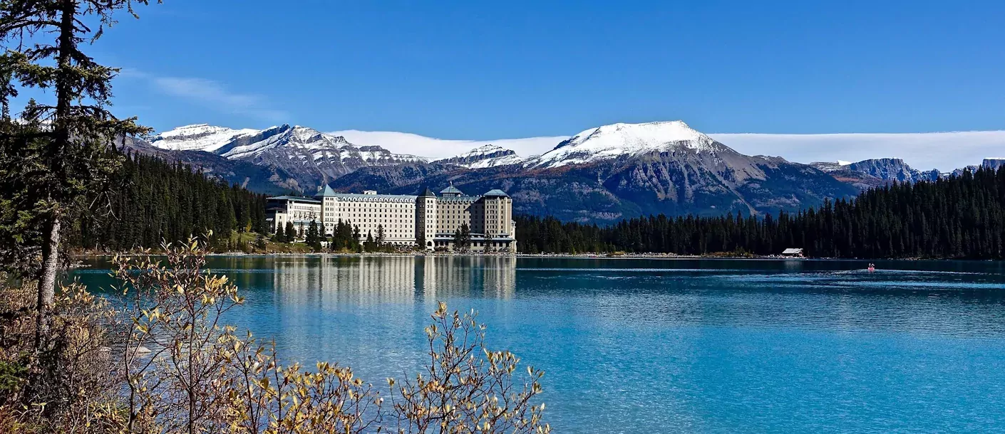 lake louise 001.webp