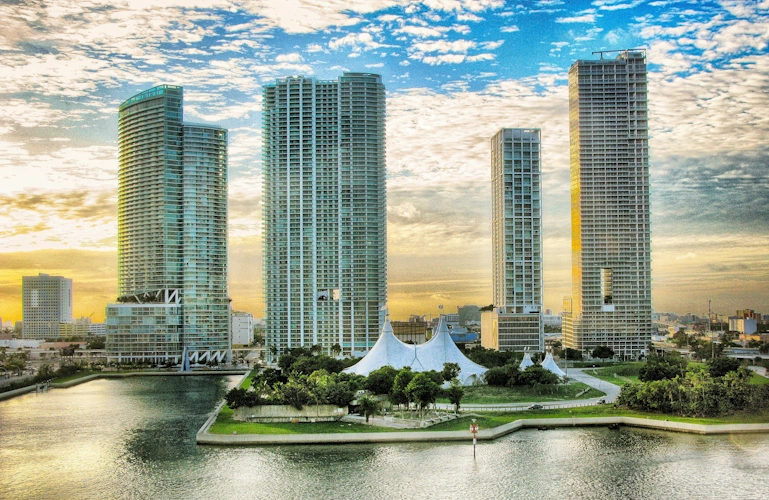 Miami City 001.webp