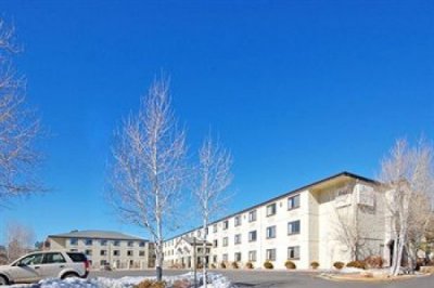 Red Feather Lodge 001