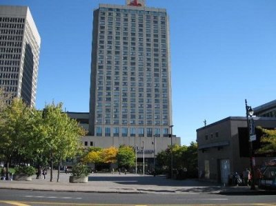 Hotel Gouverneur Place Dupuis building