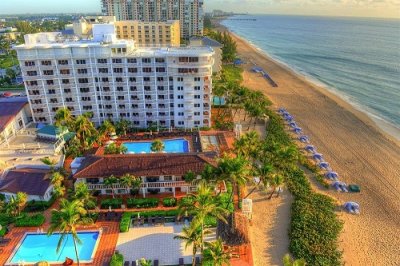 Beachcomber Beach Resort Hotel building