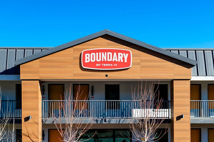 Boundary Hotel by Terra Vi voorkant.webp