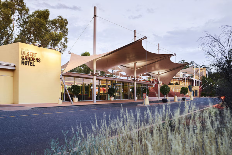 Desert Gardens Hotel - 001.webp