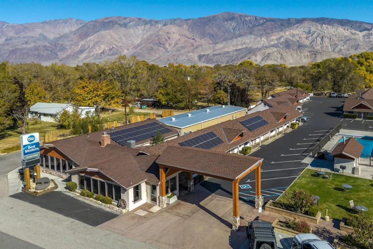 Best Western Frontier Motel buiten.webp