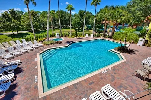 pool - Legacy Vacation Resort - AmerikaPlus
