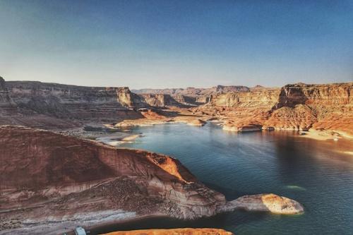 Lake Powell © asai-villarreal-unsplash