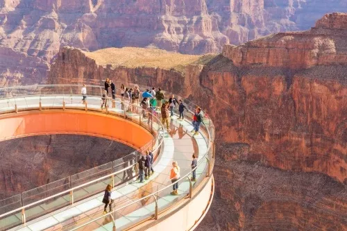 GrandCAnyonSkywalk-AmerikaPlus.webp