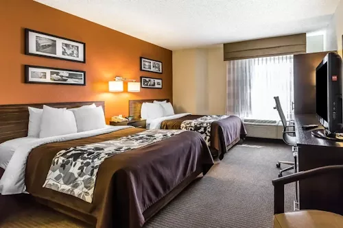 Double Queen - Sleep Inn Springfield - AmerikaPlus