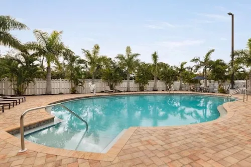 Pool - Sarasota Spark - AmerikaPlus