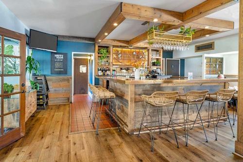 BW Santa Barbara - Live Oak Cafe