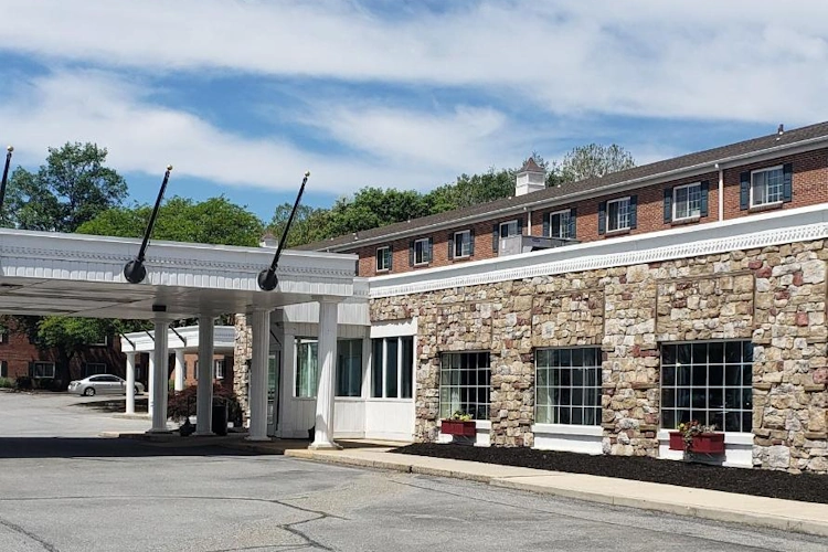 Heritage Hotel Lancaster voorkant.webp