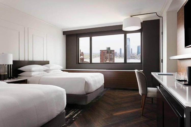 New York Marriott Downtown - kamer 2 bedden.jpg