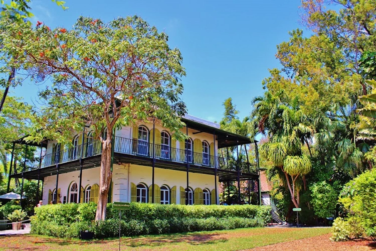 Key West Hemingway house 001.webp