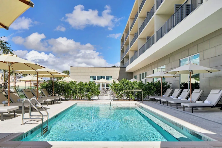 AC Hotel St. Augustine Downtown zwembad.webp