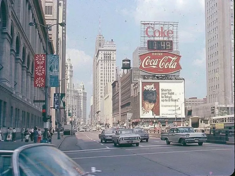 Chicago - 1966 - Michigan Ave - © Historic Chicago