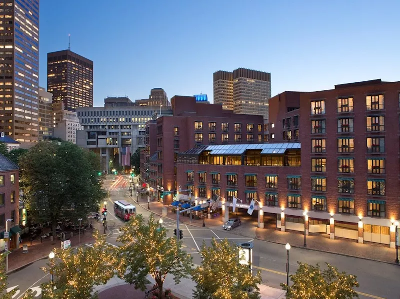 Front - AmerikaPlus - The Bostonian Boston