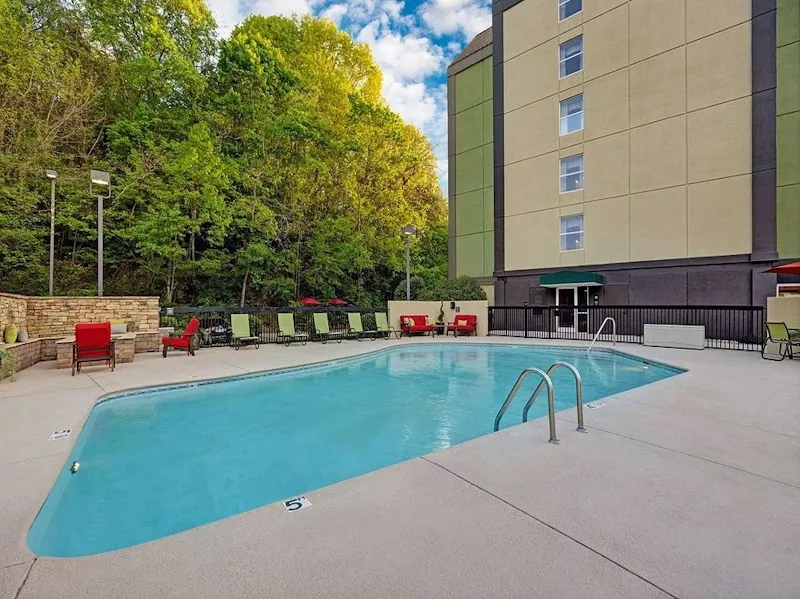 Pool - Hampton Pigeon Forge - AmerikaPlus