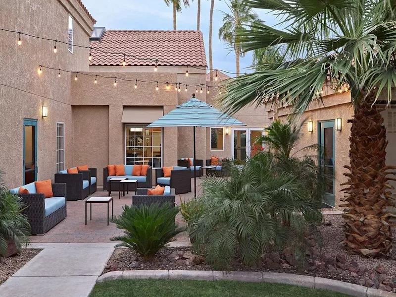 Garden - Hyatt House Scottsdale - AmerikaPlus
