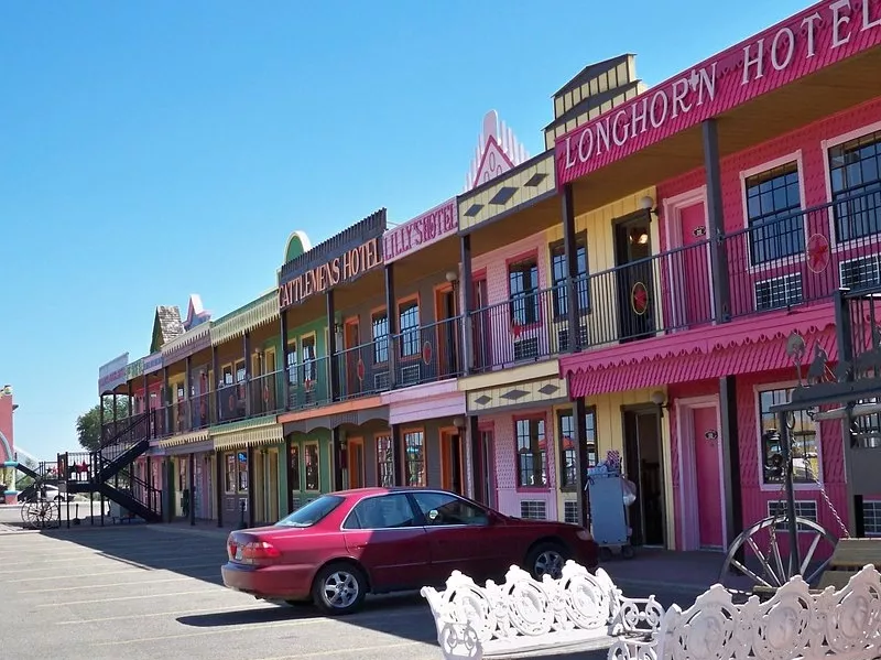 Frontt - Big Texan Motel - AmerikaPlus