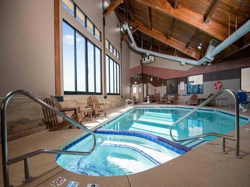 Grand Canyon Hotels & Suites 