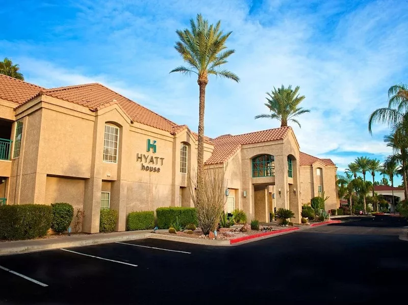 Front - Hyatt House Scottsdale - AmerikaPlus