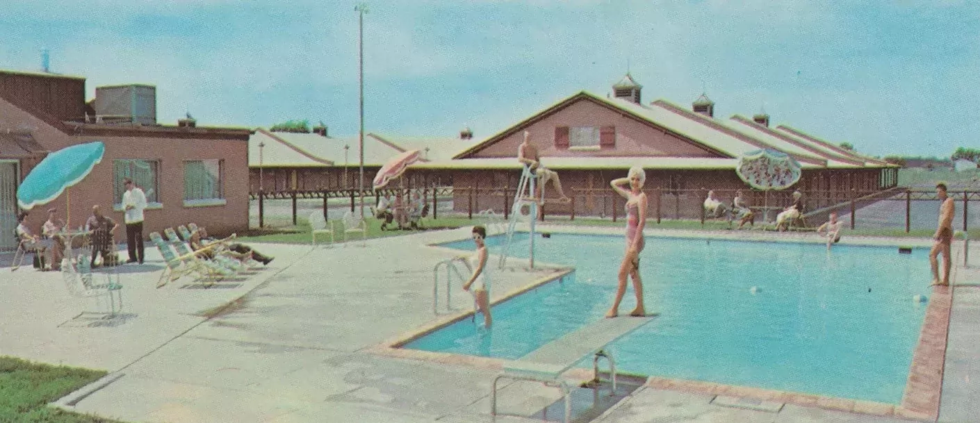 Saratoga Hotel 1960 Tulsa - ©Charles Hathaway