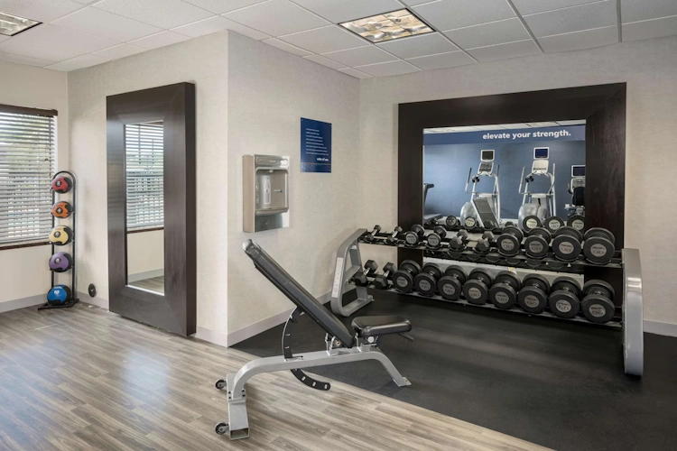Hampton Inn and Suites North Phoenix Happy Valley fitness.webp