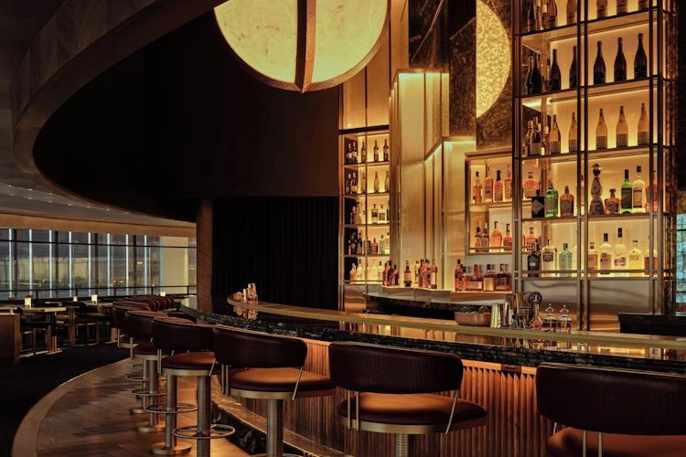 New York Marriott Marquis bar bar.webp