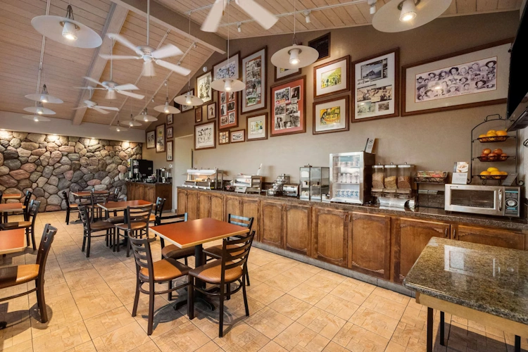 Best Western Frontier Motel ontbijt.webp