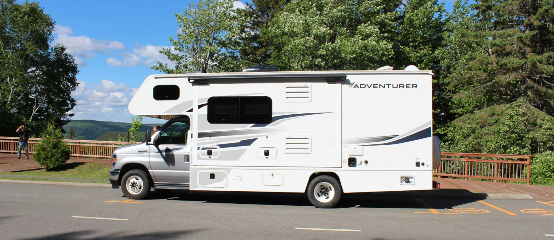 Camper Oost-Canada - 001.webp