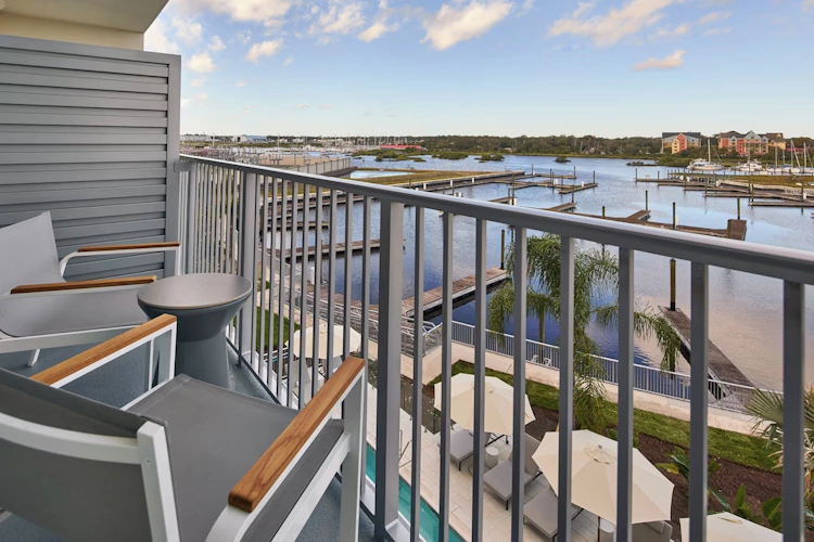 AC Hotel St. Augustine Downtown balkon.webp