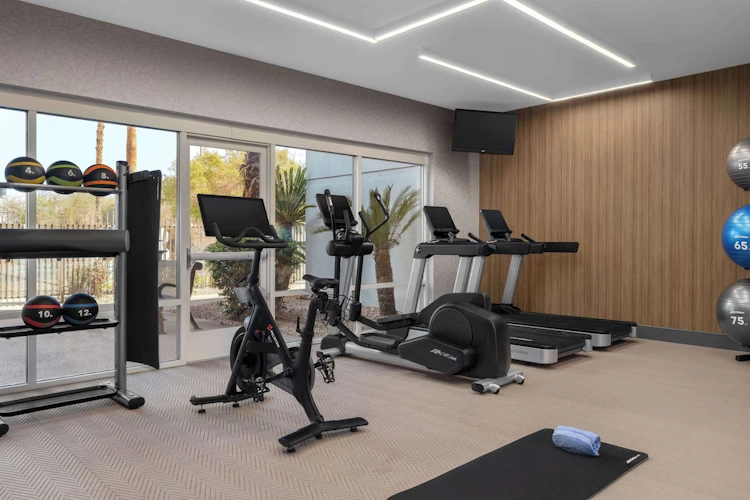 DoubleTree by Hilton Hotel Las Vegas Airport fitness.webp
